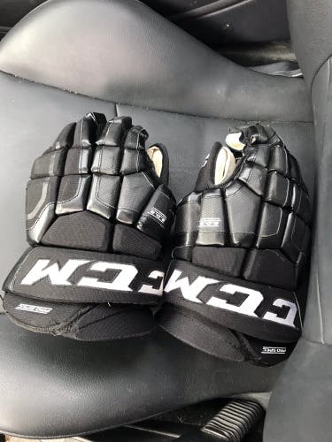 CCM 14"  CS 400 Gloves Black