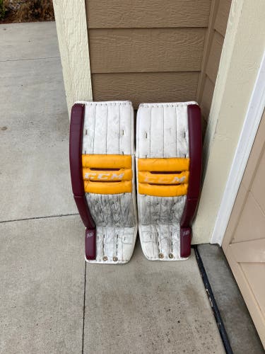 35" CCM Pro Stock Retro Flex Goalie Leg Pads