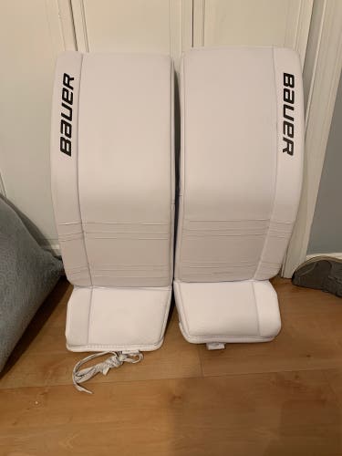 33" Bauer  Gsx Goalie Leg Pads