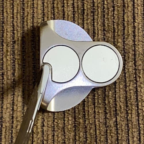 Odyssey 2 Ball putter