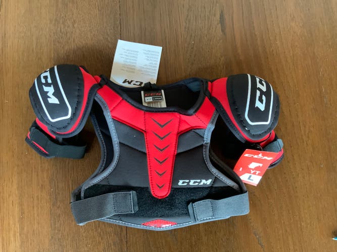New Youth Large CCM QuickLite 230 Shoulder Pads