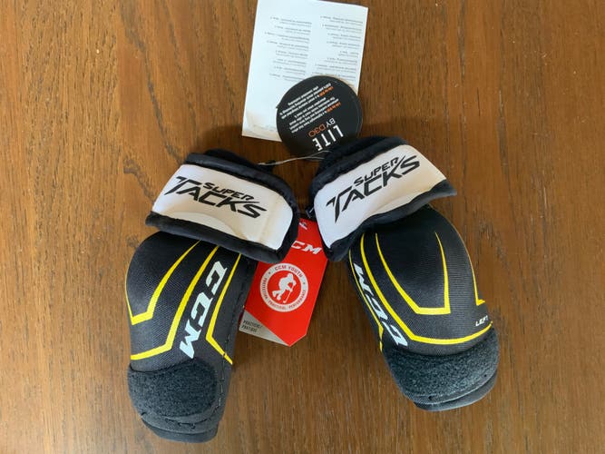 New Youth Large CCM Super Tacks Elbow Pads