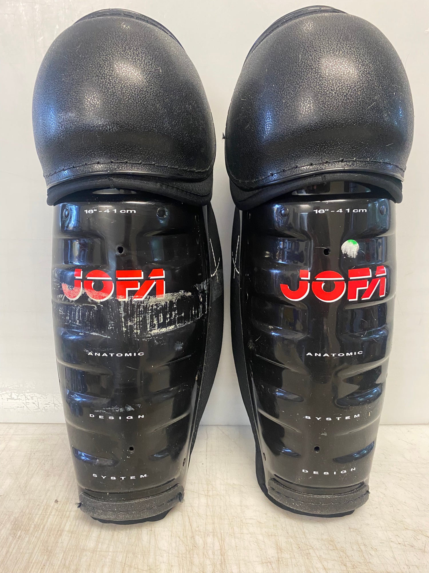 JOFA Pro Stock Hockey Shin Pads / Guards Senior 16" 8117 SidelineSwap