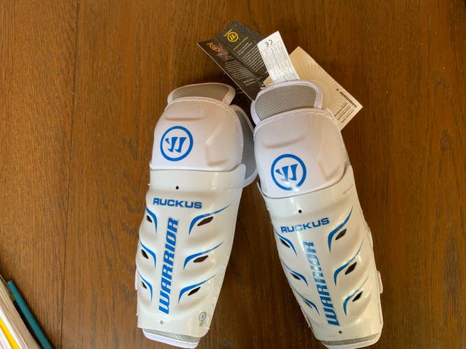 New Warrior Ruckus Shin Pads 8” Kids