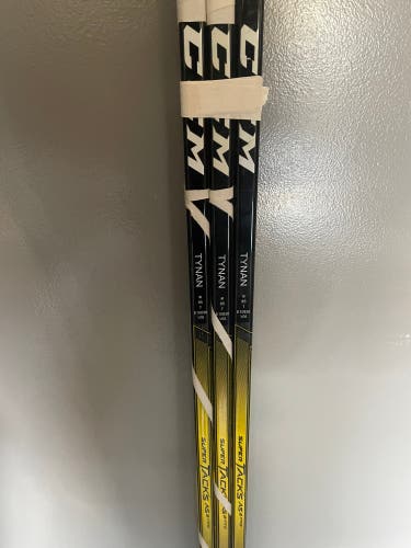 Senior Right Handed Pro Stock Super Tacks AS2 Pro Hockey Stick