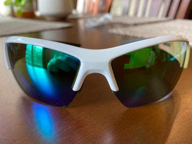 Used Marucci MV108 Performance Sunglasses White Frame/Green Lenses