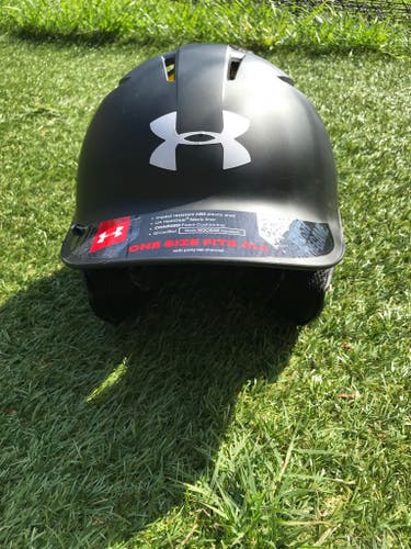 New Under Armour UABH2-150 Batting Helmet (fits 6 1/2 to 7/12)