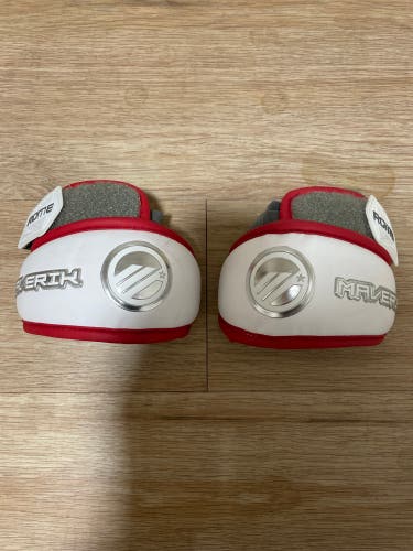 New Medium/Large Maverik Rome Arm Pads