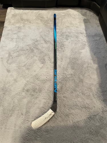 Senior Left Hand P92 Pro Stock Nexus Geo Hockey Stick