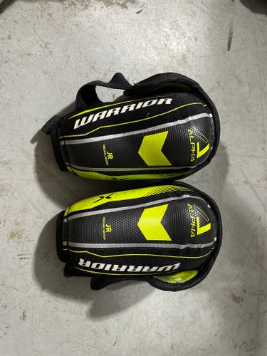 Used Medium Warrior Alpha QX Pro Elbow Pads