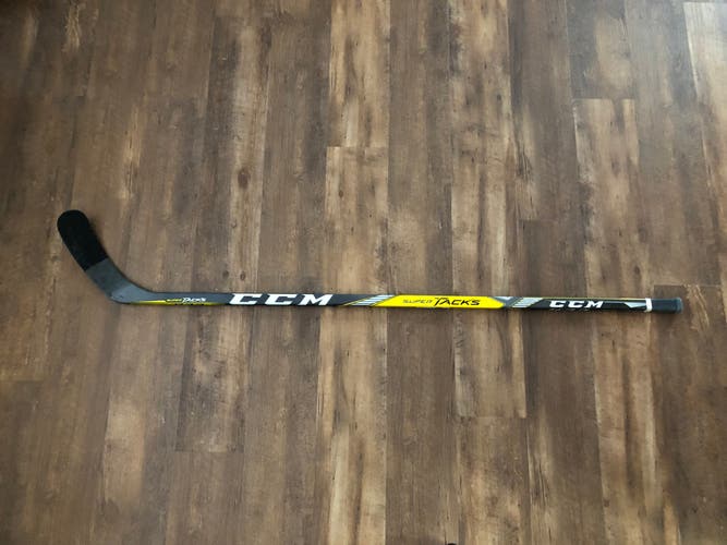 Senior Right Handed P92 Pro Stock Super Tacks Hockey Stick