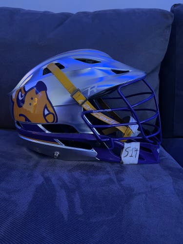 Player's Cascade R Helmet
