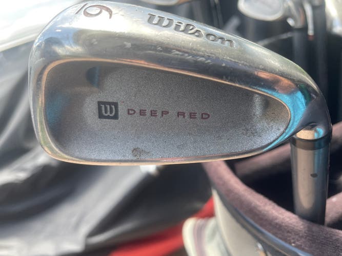 Woman’s Golf Clubs Wilson Deep red