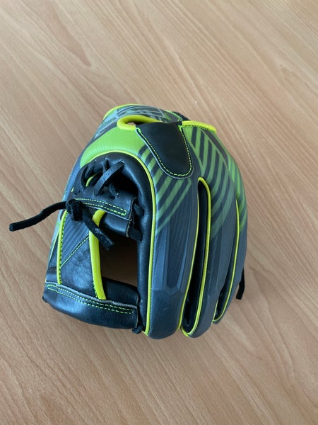 Used Right Hand Throw Rawlings Infield REV1X Baseball Glove 11.75"
