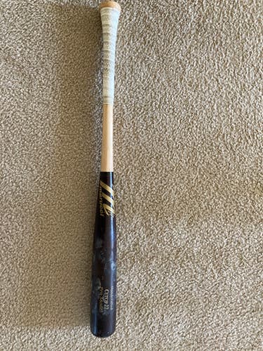 Used Marucci Wood AM22 Bat (-3) 28 oz 31"