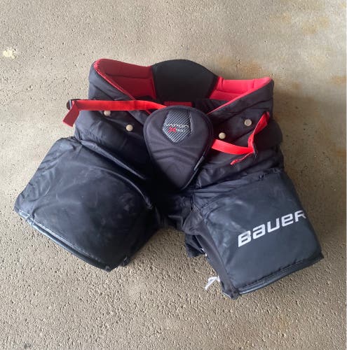 Used Medium Bauer Vapor X900 Hockey Goalie Pants