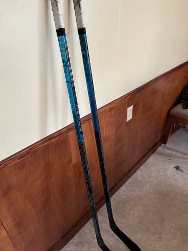 Used Intermediate Bauer Left Hand Nexus 2N Pro Hockey Stick P28