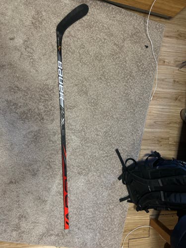 Senior Right Handed P28 Pro Stock Vapor FlyLite Hockey Stick
