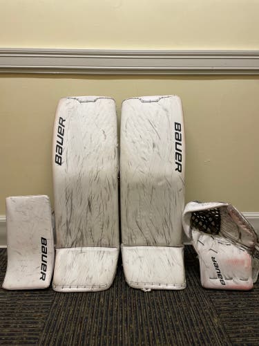 35" Bauer  Ultrasonic Goalie Leg Pads
