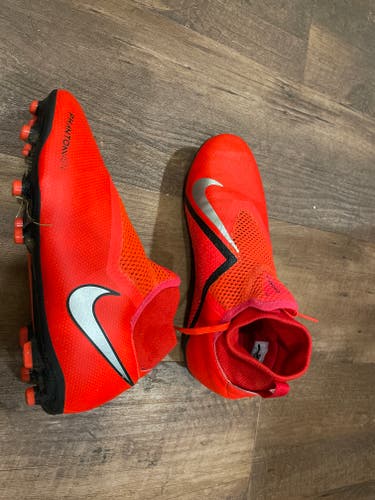 Red Unisex Used Nike Phantom Ghost Cleats