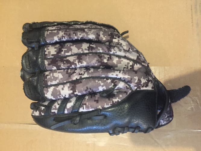 Black Adidas Infield Left Handed TS1150dc Baseball Glove 11.5"