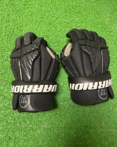 Warrior Burn Next Gloves And Elbow Pads