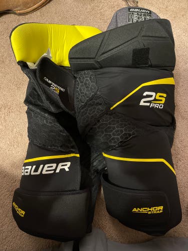 Senior Large Bauer Supreme 2s Pro Hockey Pants