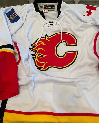 Calgary Flames Goalie Cut Reebok jersey