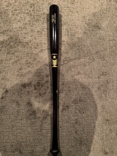 Veteran Wood Bat