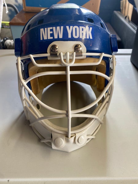 Used  Goalie Mask