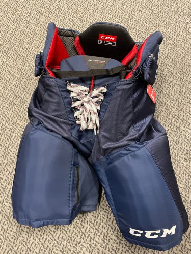 CCM Navy Jetspeed FT390 senior large Breezers