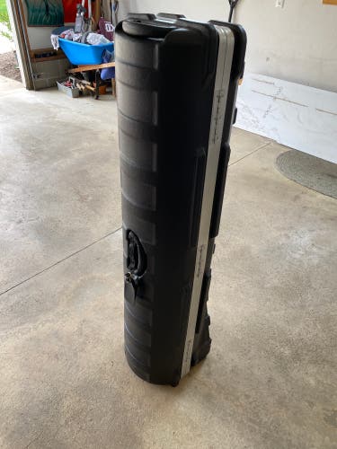 SKB Deluxe Golf Travel Case