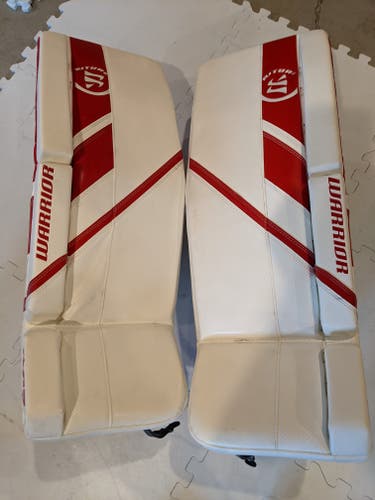 30" Warrior Ritual G5 Goalie Leg Pads