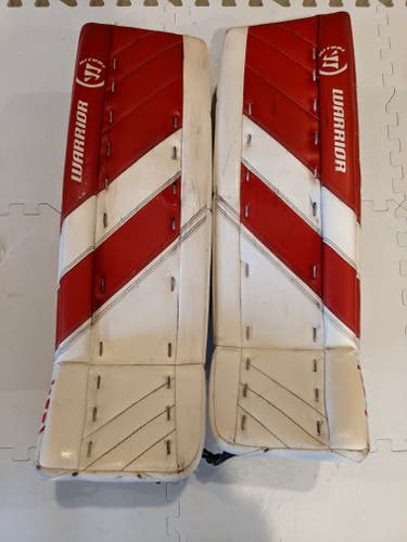 Used 28" Warrior Ritual G4 Goalie Leg Pads