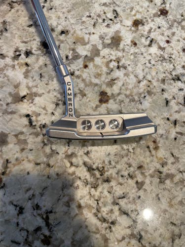 Scotty Cameron Select Newport 2 Putter 35" Right Hand Super Stroke