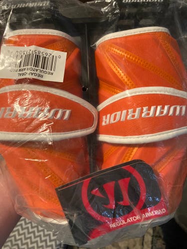 New Lacrosse Lax Medium/Large Warrior Regulator Arm Pads