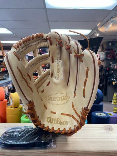 New Right Hand Throw 12.75" A2000 1799 Baseball Glove