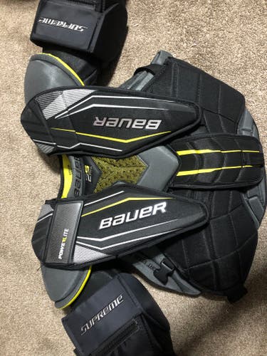 New Small Bauer Supreme 2S Pro Goalie Chest Protector