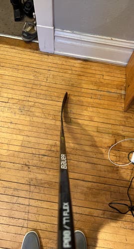 Left Hand Bauer Vapor Hyperlite Hockey Stick P88 77 flex