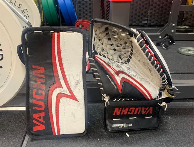 Vaughn Velocity Pro V Elite Junior Regular Catcher and Blocker