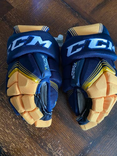 Navy & Gold Senior 13” CCM Tacks  7092 Gloves