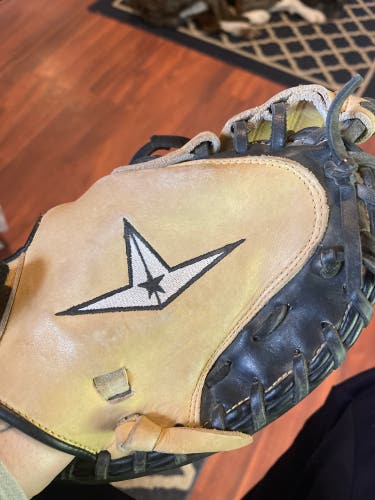 Right Hand Throw 33" CM3200STB Catcher's Glove