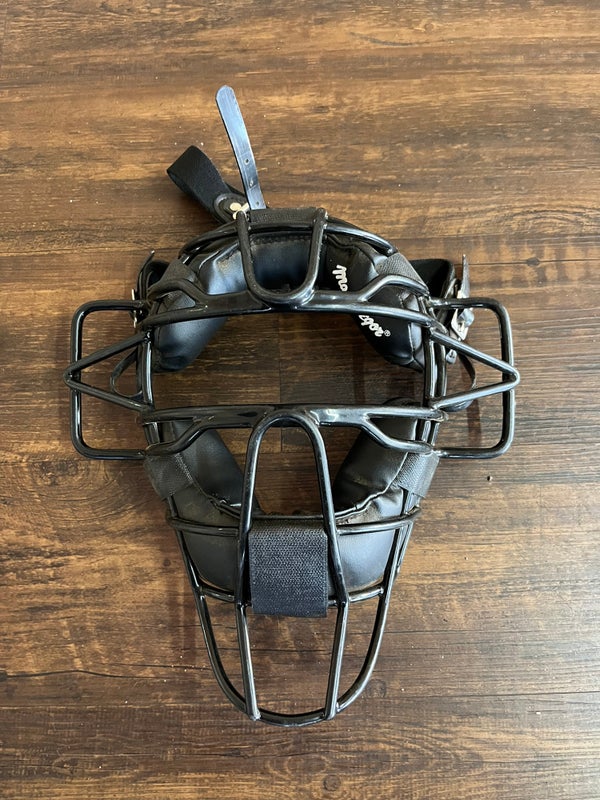 Rare Blue Nike Catchers Mask - Buy, Sell or Trade - Umpire-Empire