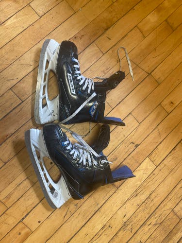 Senior Bauer Regular Width Pro Stock Size 6 Nexus 2N Hockey Skates
