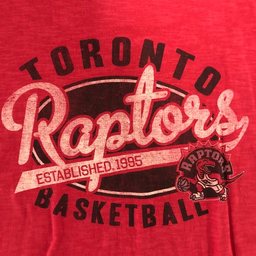 Toronto Raptors XXL tshirt