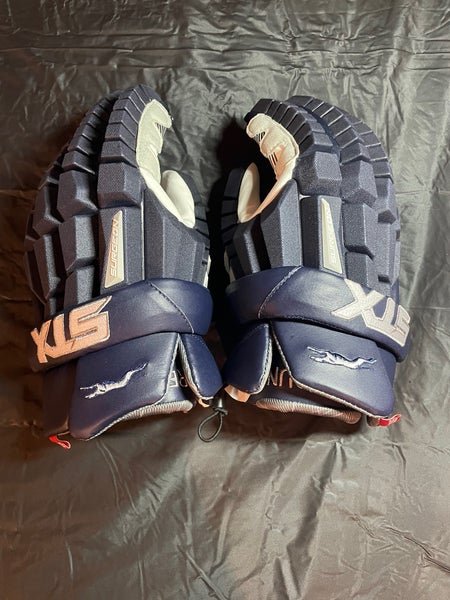 New Player's STX  Surgeon RZR Lacrosse Gloves
