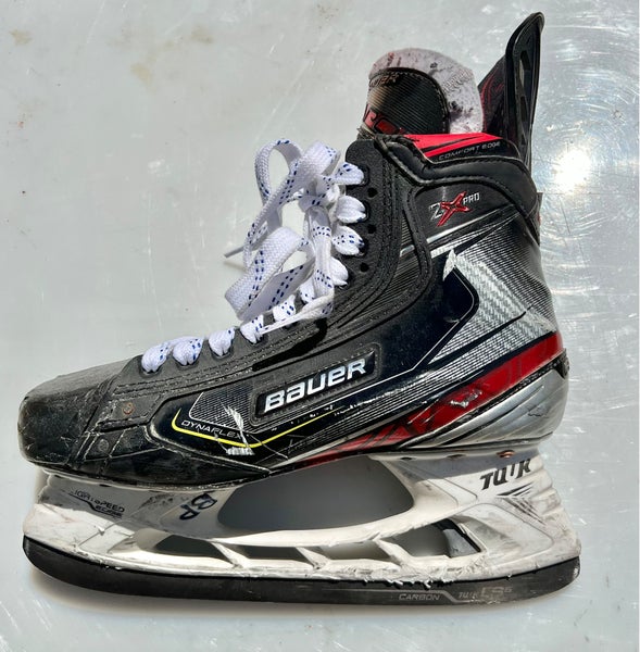 Used Bauer Regular Width Size 8.5 Vapor 2X Pro Hockey Skates