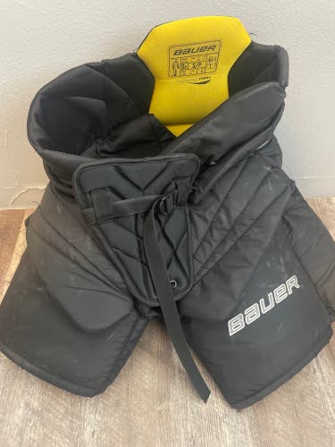 Used Small Bauer  Supreme One.7 Hockey Goalie Pants