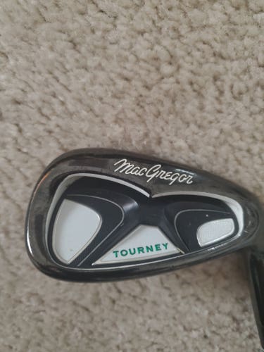 Macgregor Tourney 4, 5, 6, 7, 8, 9 Iron Set Regular Graphite, Right handed