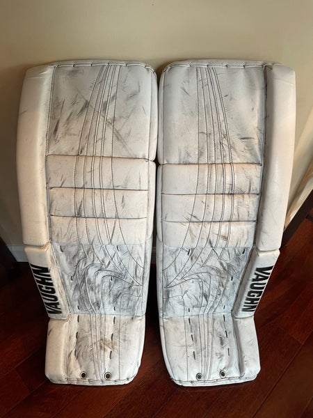 34+2" Vaughn Pro V Elite Carbon Goalie Leg Pads